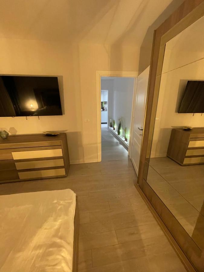 Oxana Apartments - 3 Camere - Timişoara Extérieur photo
